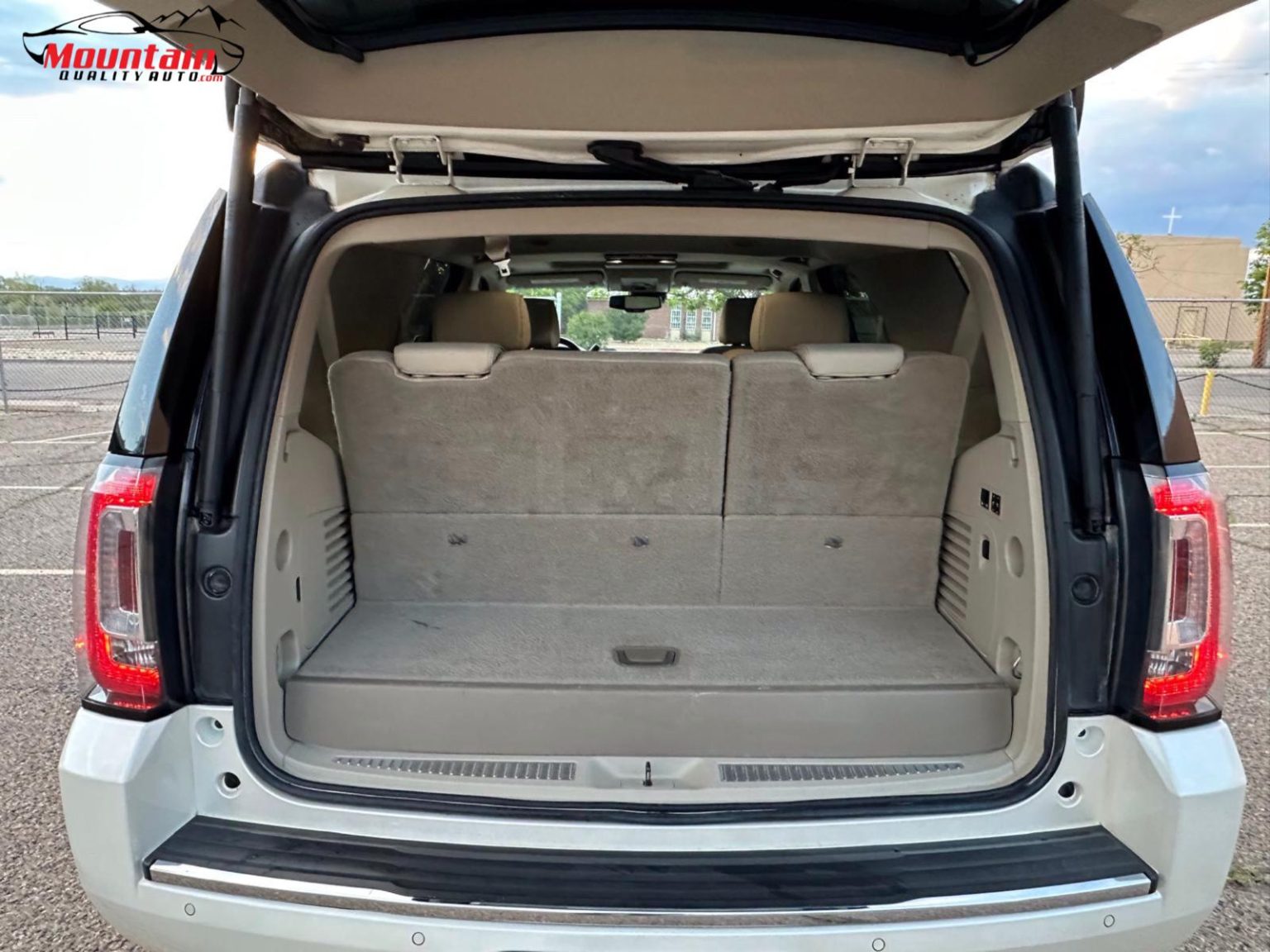 2015 GMC Yukon Denali - Photo 12