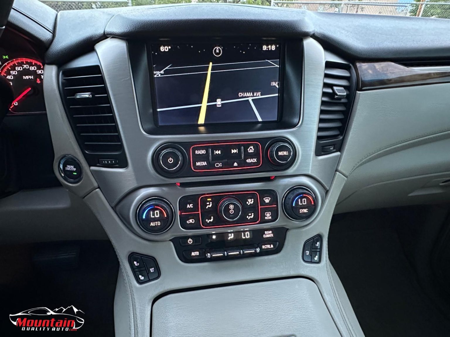 2015 GMC Yukon Denali - Photo 18