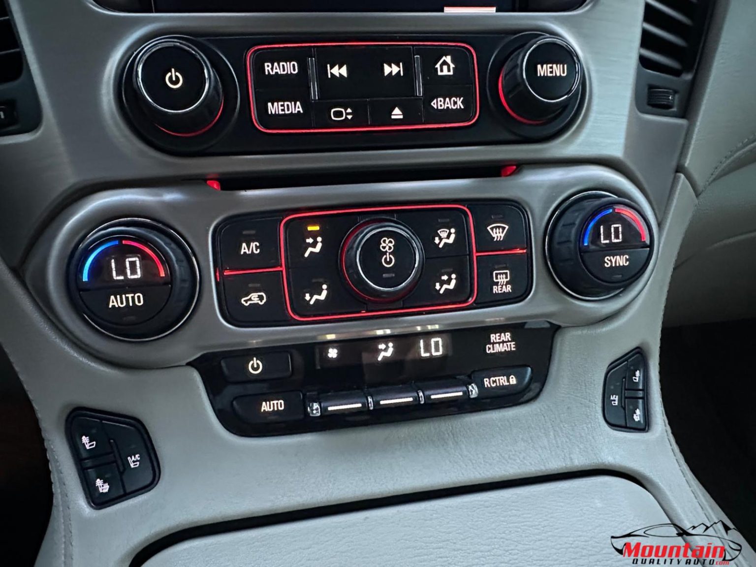 2015 GMC Yukon Denali - Photo 19