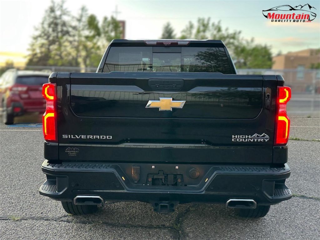 6.-Rear