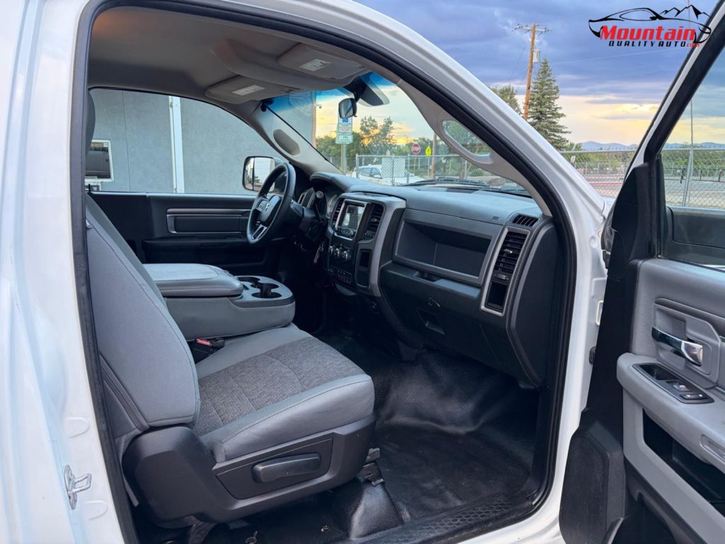 2016 RAM Ram 3500 Chassis Cab Tradesman - Photo 15