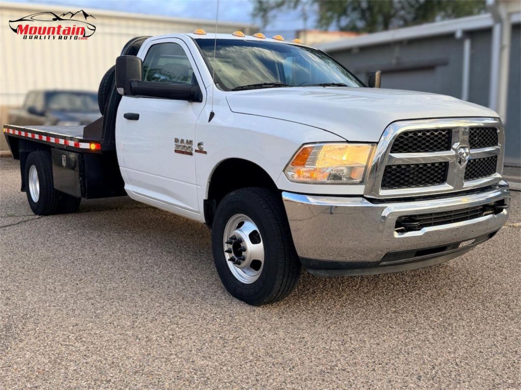 2016 RAM Ram 3500 Chassis Cab Tradesman - Photo 3