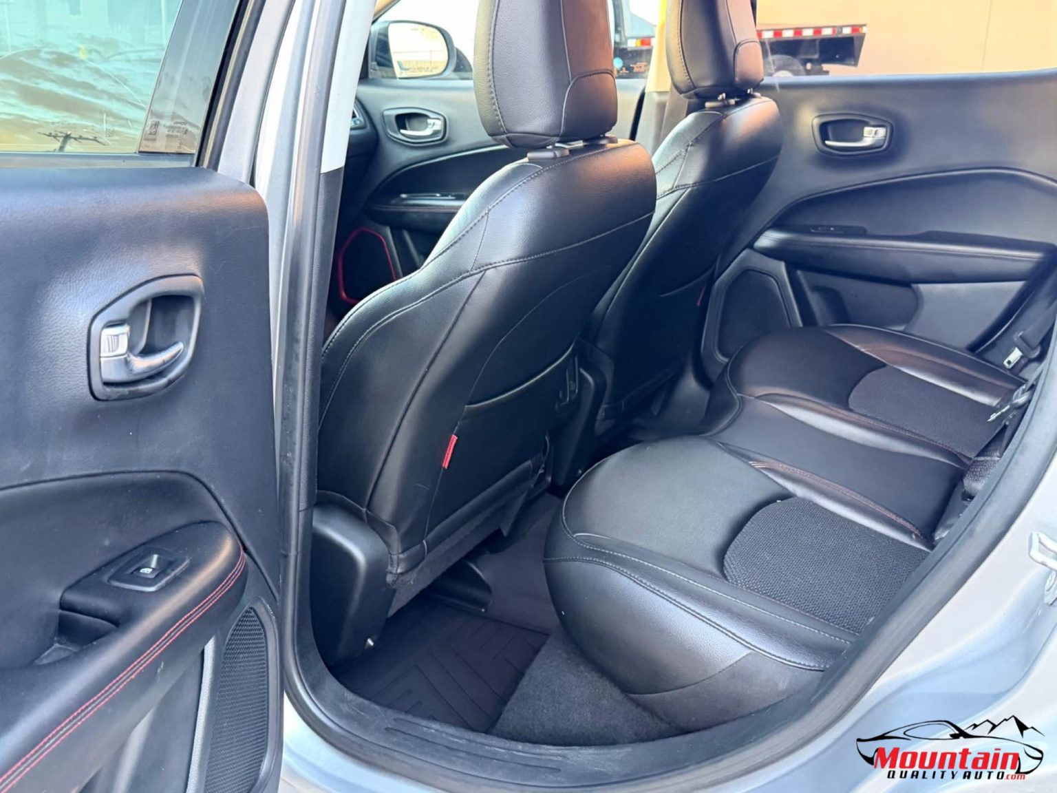 2021 Jeep Compass Trailhawk - Photo 12