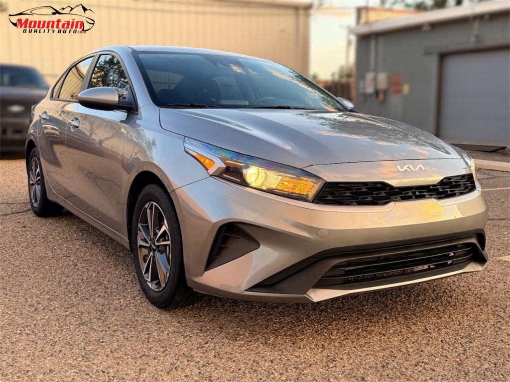 2023 KIA FORTE LXS